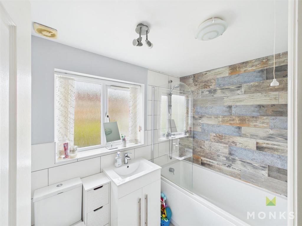 Family bathroom