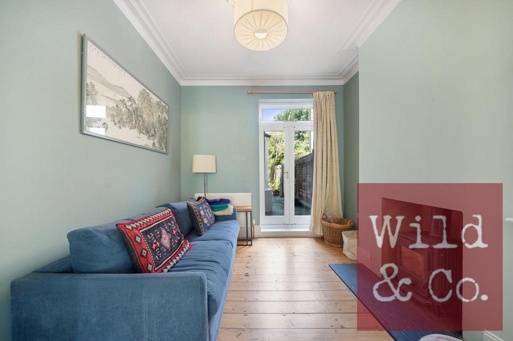 Roding Road - Djst8 F4p8cw J1d Gebj Oi.jpg