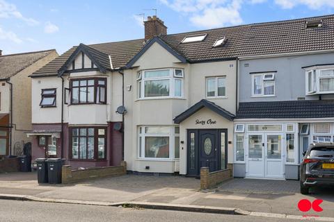 4 bedroom terraced house for sale, Cranley Drive, Newbury Park IG2