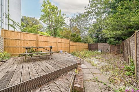 1 bedroom flat for sale, St. Mark's Hill, Surbiton KT6