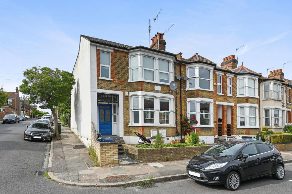 2 bed flat for sale Glebe Road, London N3
