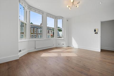 2 bedroom flat for sale, London, N3