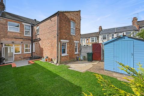 2 bedroom flat for sale, London, N3