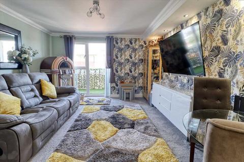 2 bedroom apartment for sale, East Clacton CO15