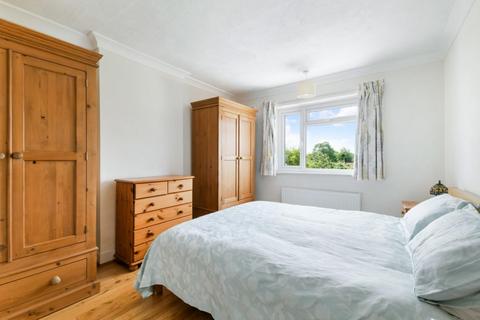 2 Elmstead Close, Epsom, KT19 0EA