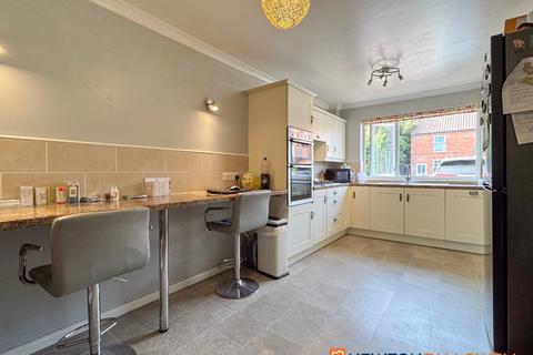 undefined, Main Street, Balderton NG24