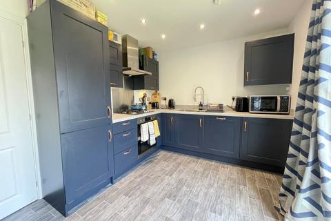 3 bedroom semi-detached house to rent, Ezart Avenue, Wetherby LS22