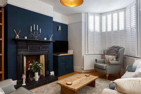 1 Queens Road, Ascot, SL5 9AF