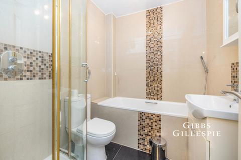 4 bedroom terraced house to rent, Hangar Ruding, Watford, Hertfordshire, WD19