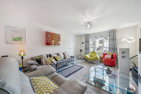 undefined, Highbury Grove, Jackton, G75