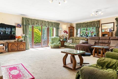 undefined, Cherriamber Lodge, Yelsted Road