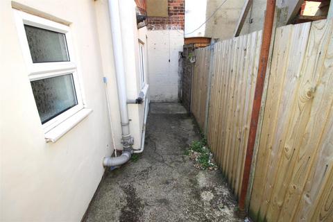 2 bedroom terraced house for sale, Marine Parade, Sheerness