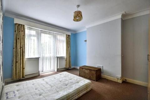 63 Hendon Way, London, NW2 2LX