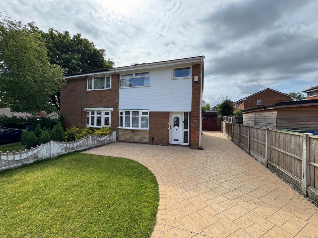 3 Bedroom Semi Detached House For Sale