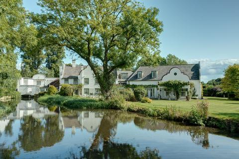 undefined, Old Mill Road, Denham, UB9