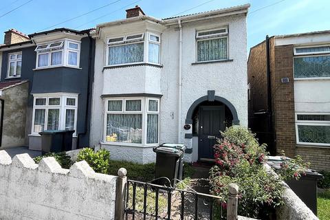 71 Vale Road, Northfleet, Gravesend, DA11 8DD