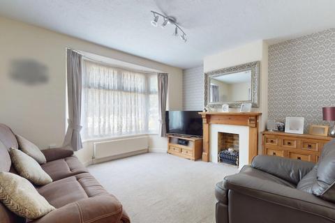 71 Vale Road, Northfleet, Gravesend, DA11 8DD