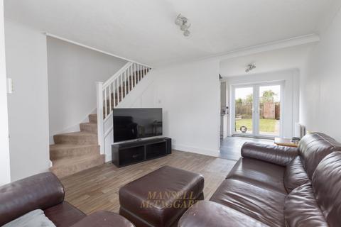 2 bedroom terraced house for sale, Clover Way, Horley RH6