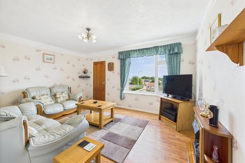 18 Hawke Road, Kewstoke, Weston-super-mare, BS22 9LB