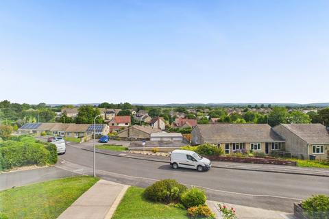 18 Hawke Road, Kewstoke, Weston-super-mare, BS22 9LB