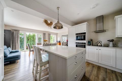 3 bedroom detached bungalow for sale, Pilgrims Way, Kemsing, TN15