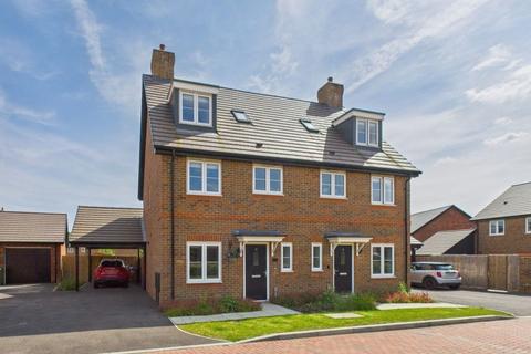 undefined, Oriel Road, Horsham RH12