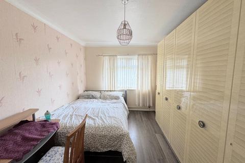 81 Newington Road, Middlesbrough, TS4 3ER