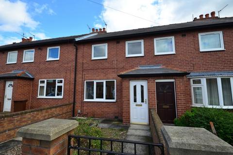 3 bedroom terraced house to rent, GREGORY ROAD, CASTLEFORD WF10
