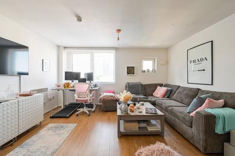 Roffey Street, Canary Wharf, London, E14