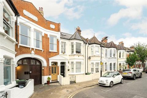 Bronsart Road, London SW6