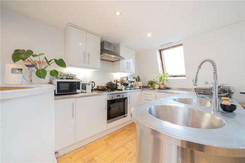 2 bedroom flat for sale, Lillie Road, London SW6