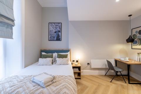 Studio to rent, Draycott Avenue, London SW3