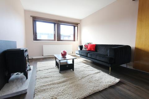 2 bedroom flat to rent, Laichpark Road, Edinburgh EH14