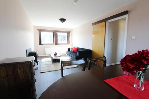 2 bedroom flat to rent, Laichpark Road, Edinburgh EH14