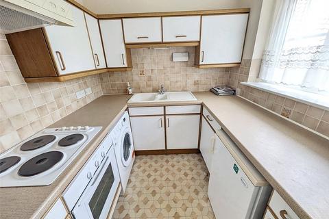 2 bedroom retirement property for sale, Park Road, Poole, Dorset, BH14