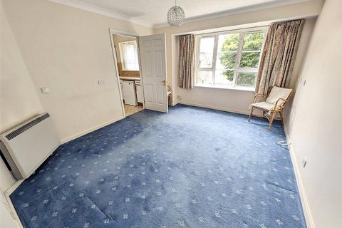 2 bedroom retirement property for sale, Park Road, Poole, Dorset, BH14