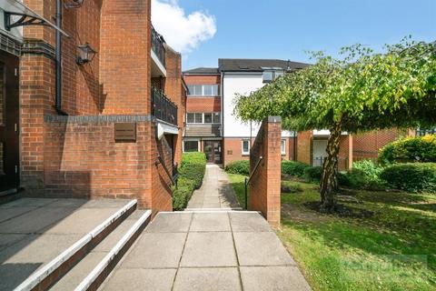 Flat 4, Normandy House, 3 Regency Crescent, London, NW4 1NW