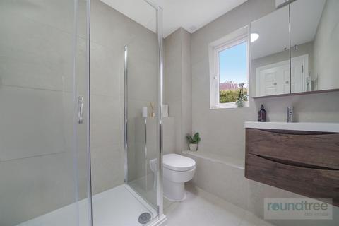 Flat 4, Normandy House, 3 Regency Crescent, London, NW4 1NW