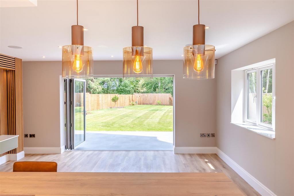 8652668-interior48.jpg