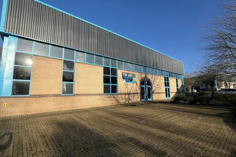 Property to rent - Lakesmere Rd Horndean PO8 9JU