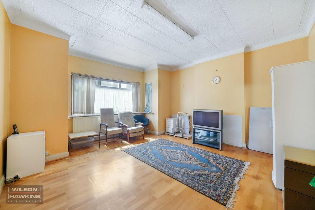 18 Northwick Park Road - r Wo RO5 YLX9i8305 GLLfo.jpg