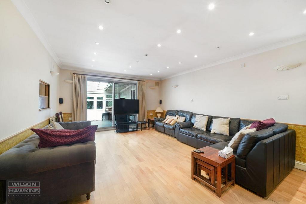 18 Northwick Park Road - XTcn XFUS3vr Elm K1 LV0e.jpg
