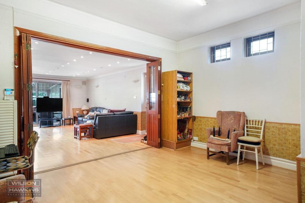 18 Northwick Park Road - Hk6g Ly1 Z0 QVhi3ot1pmp.jpg