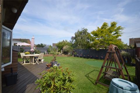 18 Kendal, Toothill, Swindon, SN5 8HW