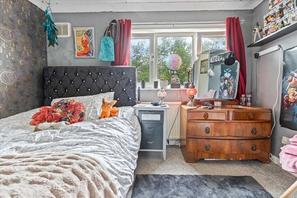 Bedroom Two (3)