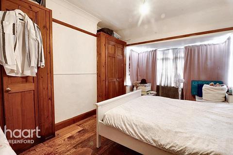 Upper Town Road, Greenford