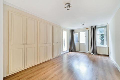 4 bedroom flat for sale, Elgin Avenue, St Johns Wood London, W9