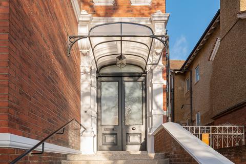 2 bedroom apartment for sale, Lindfield Gardens, Hampstead NW3