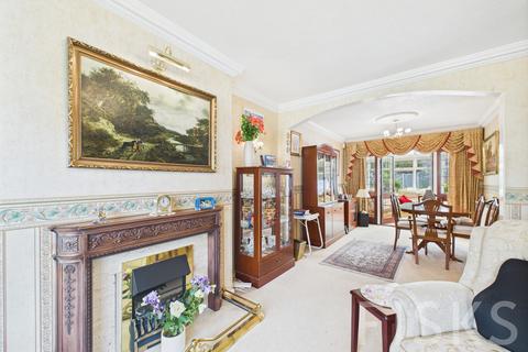 3 bedroom semi-detached house for sale, Cree Way, Romford, RM1