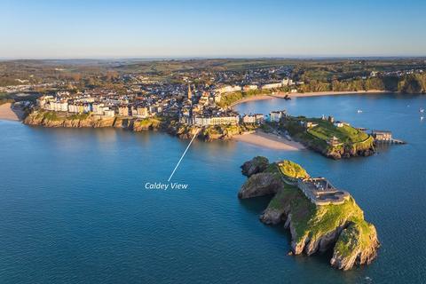 St Julian Street, Tenby SA70